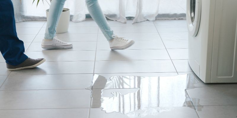 Máquina de Lavar Vazando Água Quando Enche em Juiz de Fora: Confira 6 Dicas